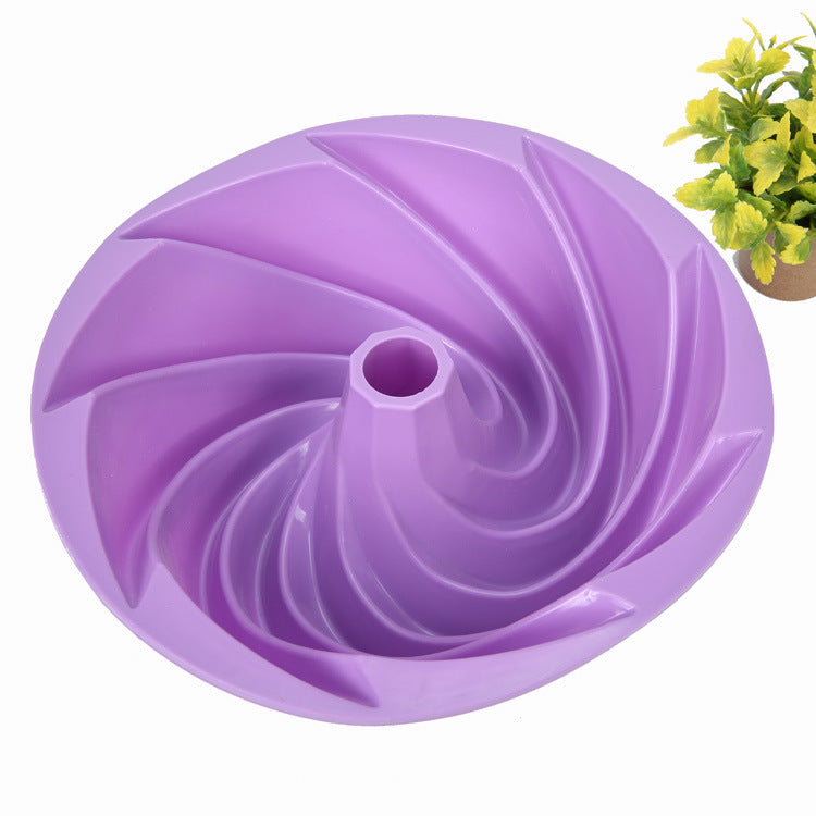 Silicone Swirl Bundt Cake Mould