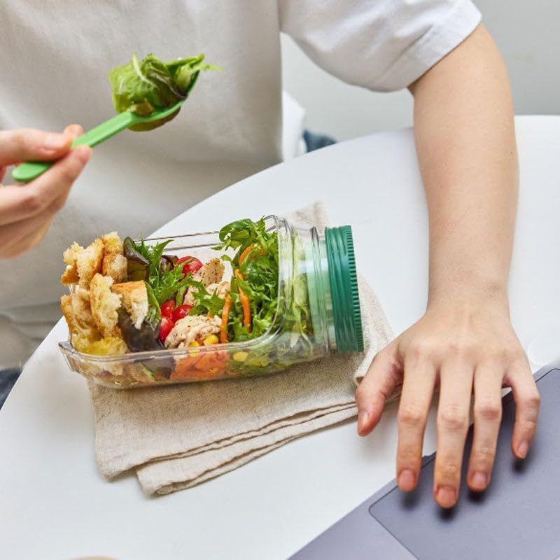 Portable Plastic Salad Pod